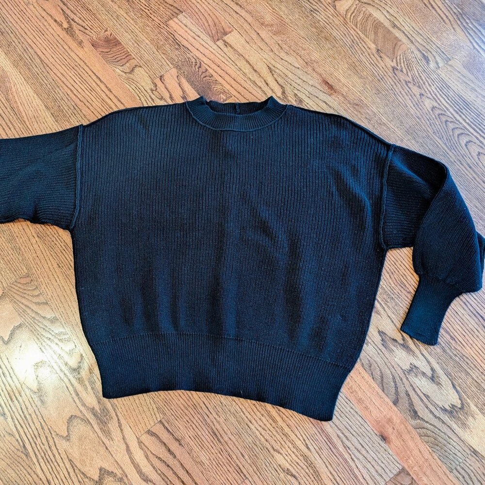 Aerie black knit oversized sweater (XS)